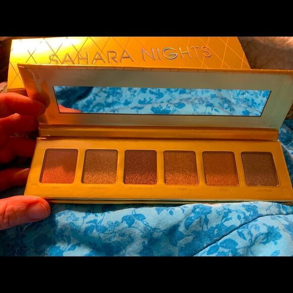 Sahara Nights eyeshadow pallet by Eloise New NIB - Picture 4 of 6